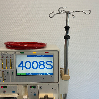 Fresenius Medical Care 4008 S Hemodialysis Machine image 2